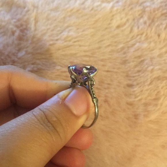 Ring - Picture 2 of 3